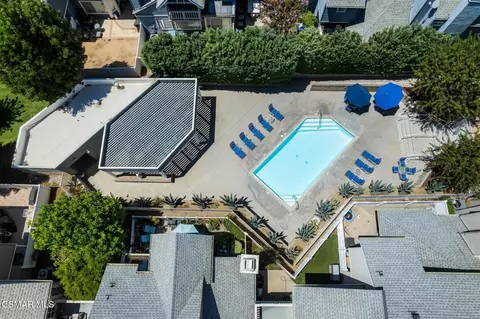 Exterior - 1806 Rory Ln #6, Simi Valley, CA 93063 photo 22 of 23