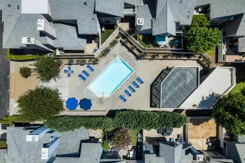 View/Area - 1806 Rory Ln #6, Simi Valley, CA 93063 photo 17 of 22