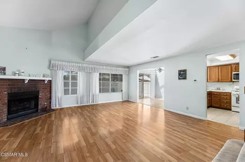 Living - 1806 Rory Ln #6, Simi Valley, CA 93063 photo 1 of 5