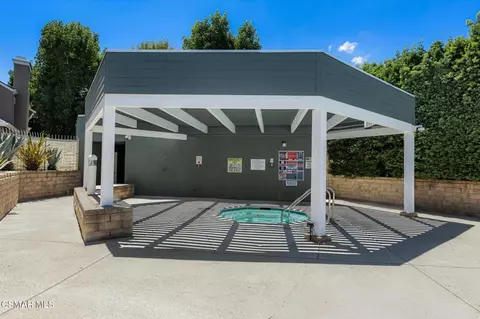 Exterior - 1806 Rory Ln #6, Simi Valley, CA 93063 photo 17 of 23