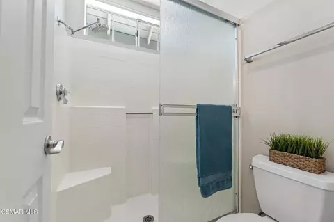 Bath - 1806 Rory Ln #6, Simi Valley, CA 93063 photo 4 of 7
