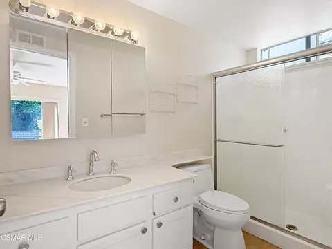 Bath - 2167 Stoneman St, Simi Valley, CA 93065 photo 1 of 2