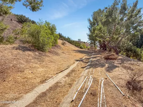 Exterior - 2167 Stoneman St, Simi Valley, CA 93065 photo 14 of 14