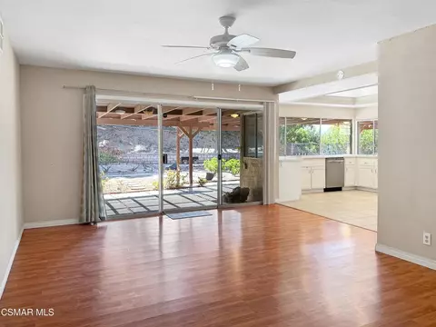 Living - 2167 Stoneman St, Simi Valley, CA 93065 photo 4 of 9