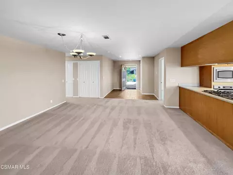 Living - 2161 Stoneman St, Simi Valley, CA 93065 photo 1 of 10