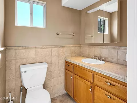 Bath - 2161 Stoneman St, Simi Valley, CA 93065 photo 6 of 6