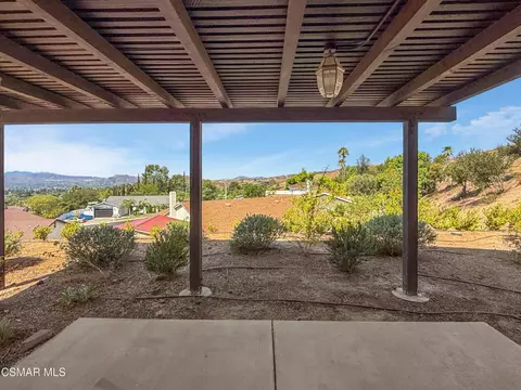 Exterior - 2161 Stoneman St, Simi Valley, CA 93065 photo 8 of 10