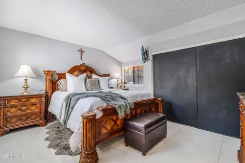 Bedroom - 652 Stonebrook St, Simi Valley, CA 93065 photo 4 of 5