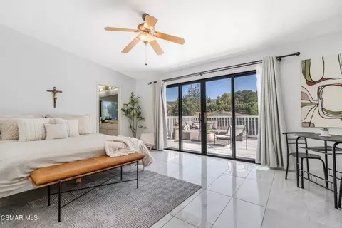 Bedroom - 652 Stonebrook St, Simi Valley, CA 93065 photo 1 of 5