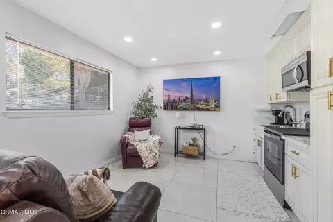 Other - 652 Stonebrook St, Simi Valley, CA 93065 photo 4 of 8