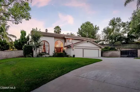 Exterior - 652 Stonebrook St, Simi Valley, CA 93065 photo 1 of 15