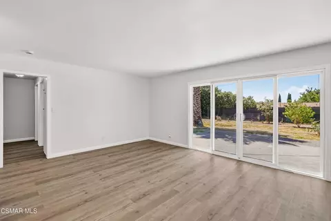 Living - 2233 Caldwell Ave, Simi Valley, CA 93065 photo 1 of 3