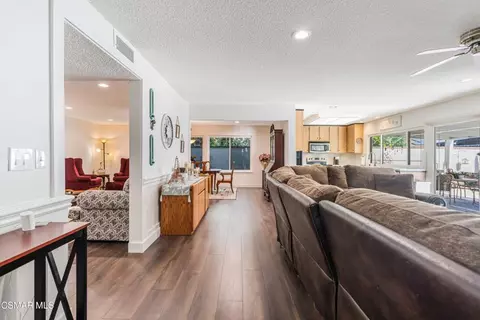 Entry Way - 3062 Barnes St, Simi Valley, CA 93065 photo 1 of 1
