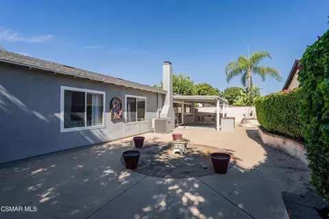 Exterior - 3062 Barnes St, Simi Valley, CA 93065 photo 12 of 13