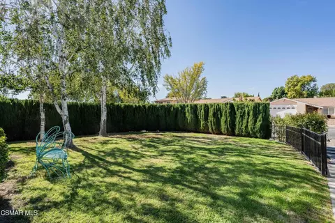 Exterior - 3062 Barnes St, Simi Valley, CA 93065 photo 7 of 13