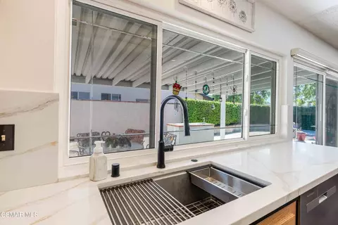 Kitchen - 3062 Barnes St, Simi Valley, CA 93065 photo 3 of 3