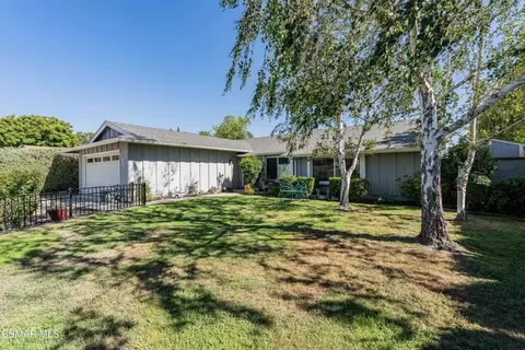 Exterior - 3062 Barnes St, Simi Valley, CA 93065 photo 8 of 13
