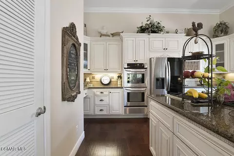 Kitchen - 11020 E Las Posas Rd, Camarillo, CA 93012 photo 9 of 9