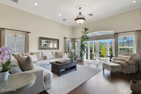 Living - 11020 E Las Posas Rd, Camarillo, CA 93012 photo 6 of 10
