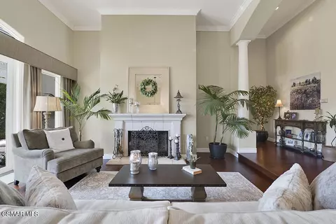 Living - 11020 E Las Posas Rd, Camarillo, CA 93012 photo 4 of 10