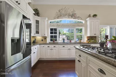 Kitchen - 11020 E Las Posas Rd, Camarillo, CA 93012 photo 8 of 9
