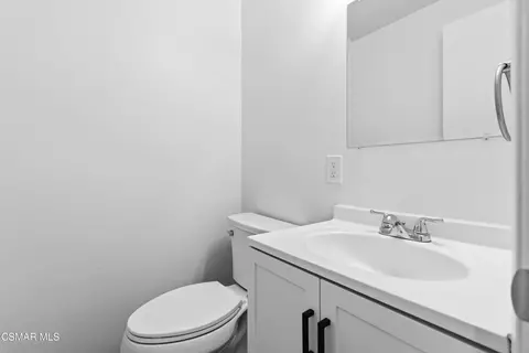 Bath - 1447 Alexander St, Simi Valley, CA 93065 photo 1 of 2