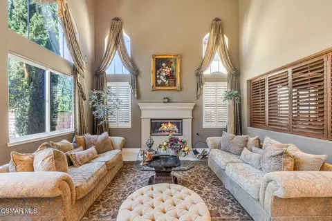 Living - 4567 Bristlecone Cir, Moorpark, CA 93021 photo 1 of 4