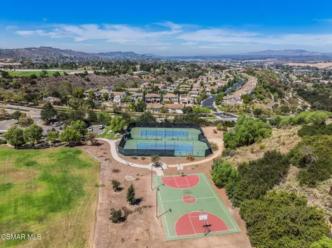 View/Area - 4567 Bristlecone Cir, Moorpark, CA 93021 photo 2 of 5
