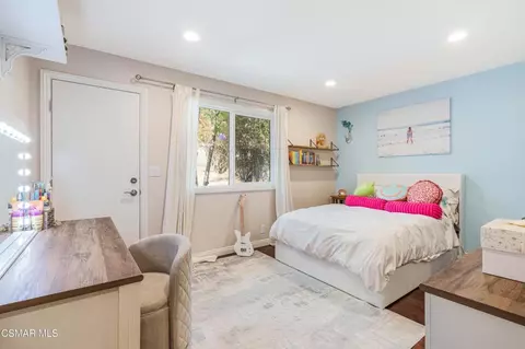 Bedroom - 1039 Nonchalant Dr, Simi Valley, CA 93065 photo 5 of 5