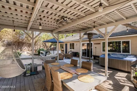 Exterior - 1039 Nonchalant Dr, Simi Valley, CA 93065 photo 20 of 27