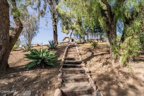 Exterior - 1039 Nonchalant Dr, Simi Valley, CA 93065 photo 25 of 27