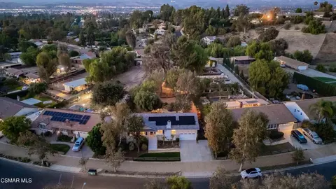 View/Area - 1039 Nonchalant Dr, Simi Valley, CA 93065 photo 2 of 6