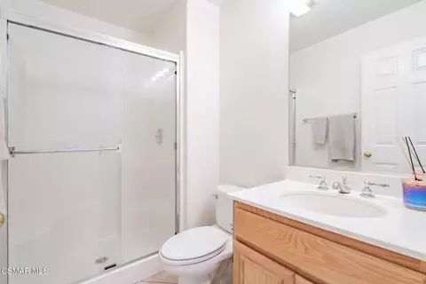 Bath - 12920 Bordeaux Ct, Rancho Cucamonga, CA 91739 photo 4 of 5