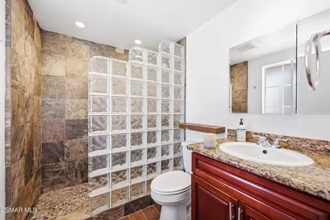Bath - 2369 E Alden St, Simi Valley, CA 93065 photo 2 of 3