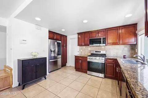 Kitchen - 2369 E Alden St, Simi Valley, CA 93065 photo 3 of 5