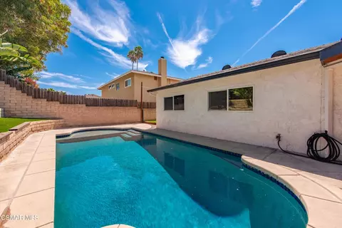 Exterior - 2369 E Alden St, Simi Valley, CA 93065 photo 8 of 14