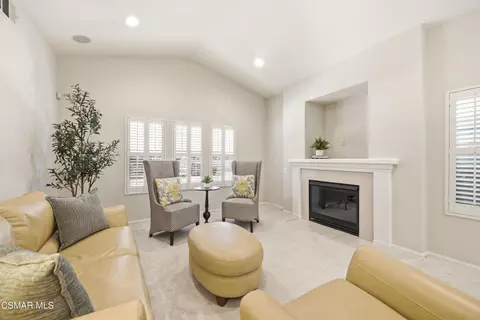 Living - 2043 Tulip Ave, Simi Valley, CA 93063 photo 2 of 2