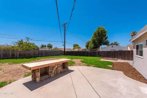 Exterior - 1634 Arcane St, Simi Valley, CA 93065 photo 11 of 12