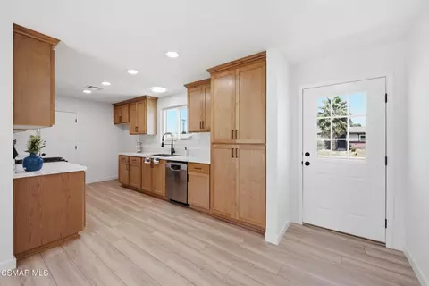 Entry Way - 1634 Arcane St, Simi Valley, CA 93065 photo 1 of 2
