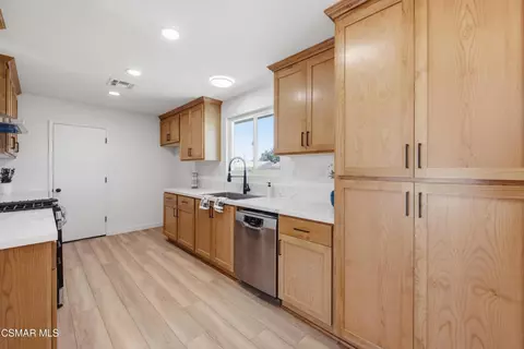 Kitchen - 1634 Arcane St, Simi Valley, CA 93065 photo 1 of 4