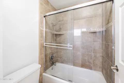 Bath - 2259 Oakdale Cir, Simi Valley, CA 93063 photo 3 of 4