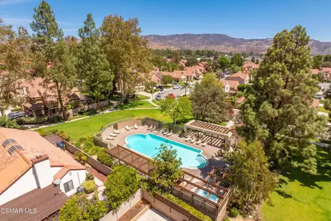 View/Area - 2259 Oakdale Cir, Simi Valley, CA 93063 photo 4 of 10