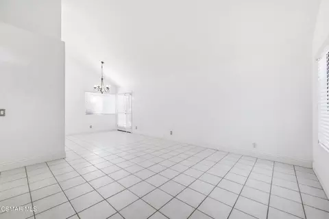Living - 2259 Oakdale Cir, Simi Valley, CA 93063 photo 1 of 5