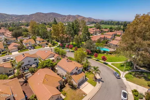 View/Area - 2259 Oakdale Cir, Simi Valley, CA 93063 photo 8 of 10