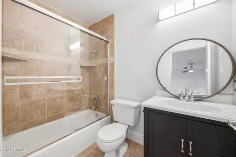 Bath - 2259 Oakdale Cir, Simi Valley, CA 93063 photo 4 of 4