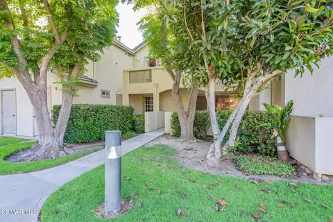 Exterior - 1043 Waltham Rd #E, Simi Valley, CA 93065 photo 12 of 12