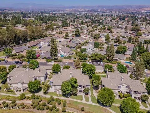 View/Area - 1043 Waltham Rd #E, Simi Valley, CA 93065 photo 4 of 5