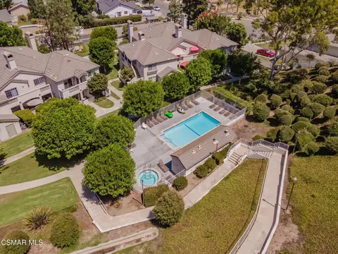 Exterior - 1043 Waltham Rd #E, Simi Valley, CA 93065 photo 5 of 12