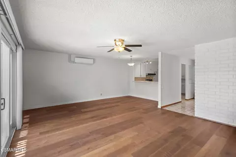 Living - 1654 Edgewater Ln, Camarillo, CA 93010 photo 3 of 4