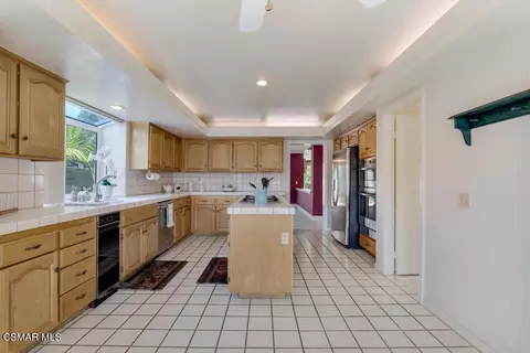 Kitchen - 5339 Seneca Pl, Simi Valley, CA 93063 photo 5 of 5